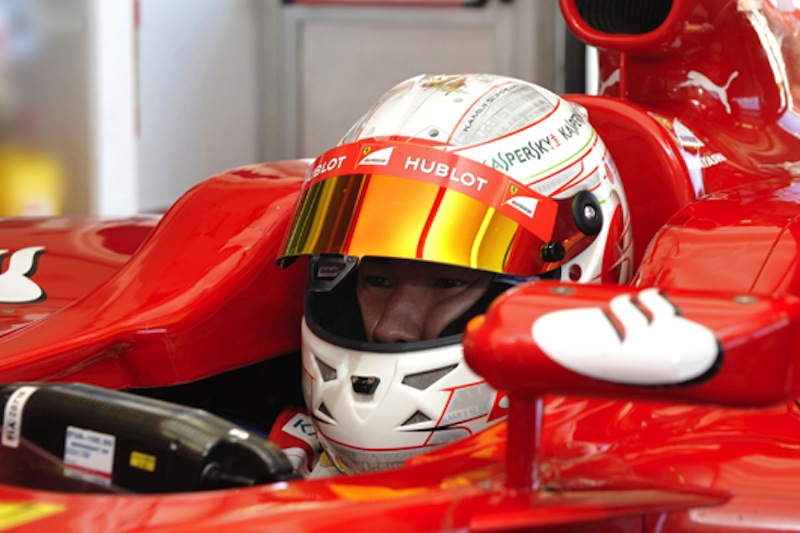 小林可夢偉フェラーリF10