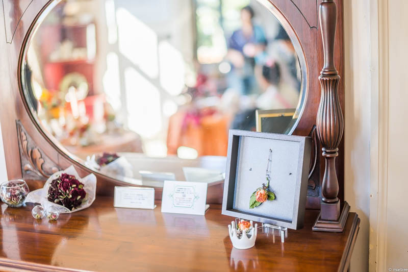 イギリス館 ハロウィーン仕様の鏡台