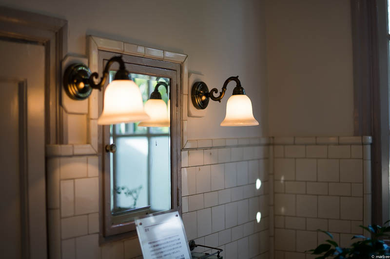 山手111番館 照明