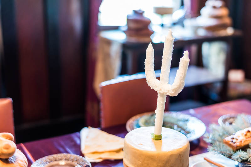 外交官の家 テーブル