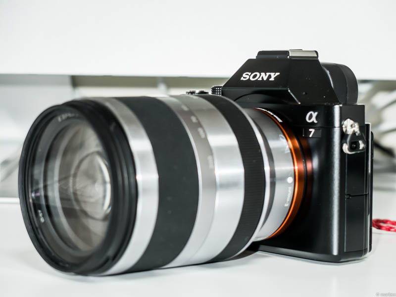 E18-200mm F3.5-6.3 OSS SEL18200