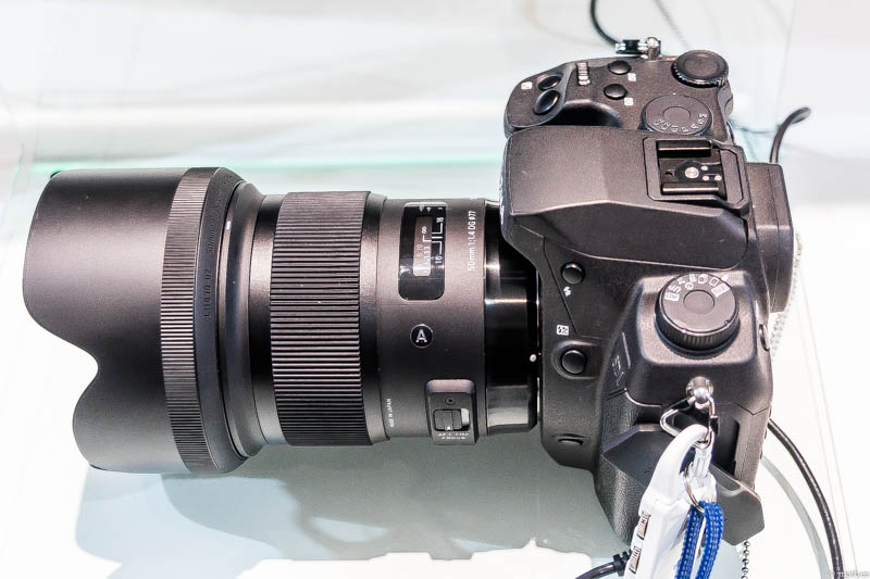 SIGMA 50mm F1.4 DG HSM 側面