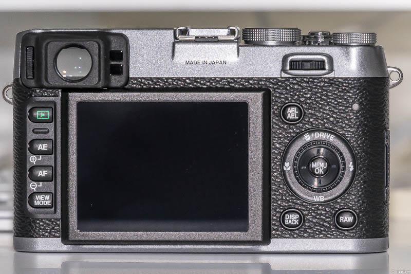 FUJIFILM X100 背面