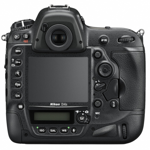 Nikon D4s 背面