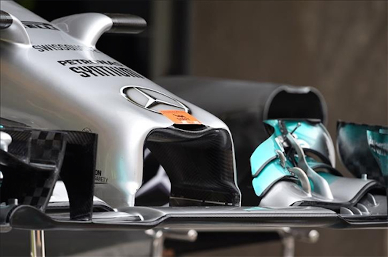 メルセデスAMG W05 新型ノーズ