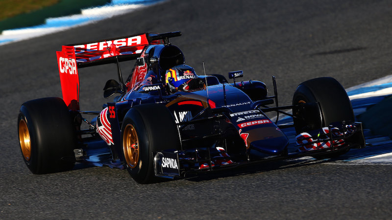 トロ・ロッソ STR10 斜め前