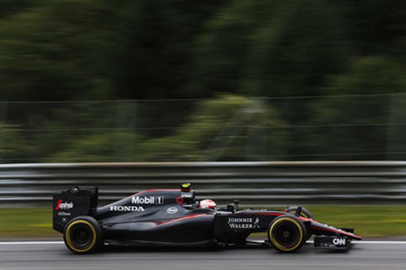 マクラーレン・ホンダMP4-30 アップデート前