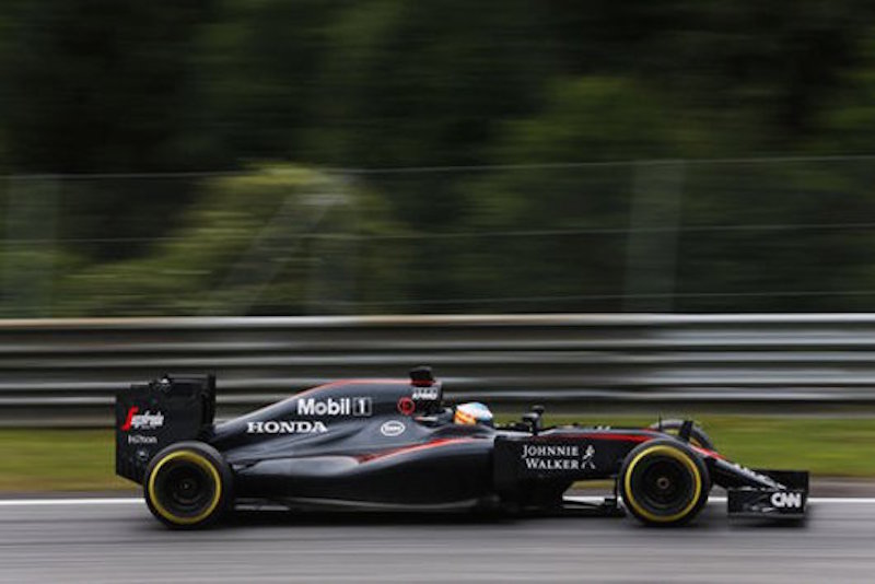 マクラーレン・ホンダMP4-30 アップデート後