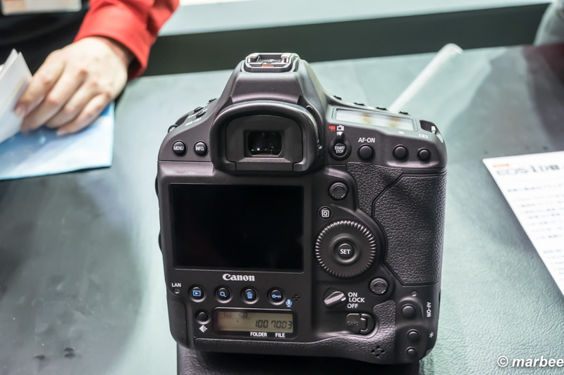 Canon EOS 1DX MarkⅡ 背面