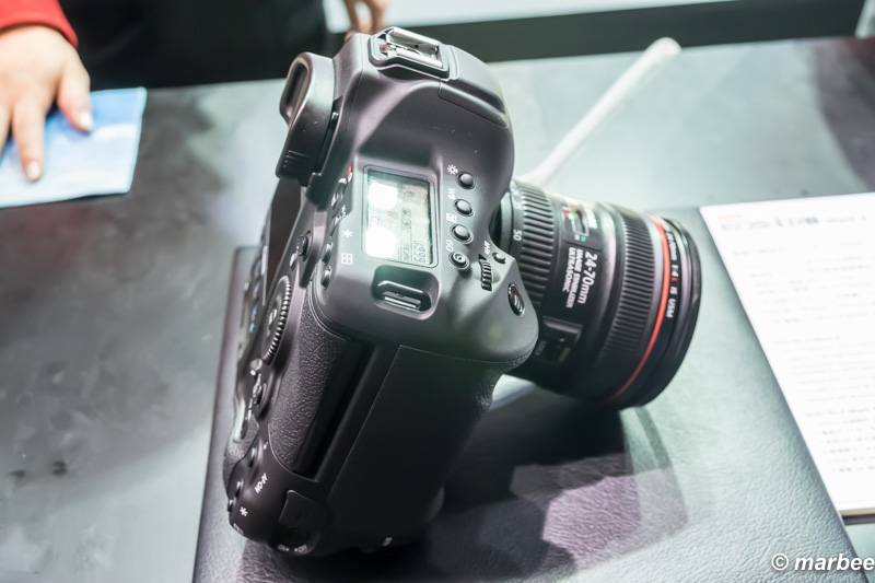 Canon EOS 1DX MarkⅡ 右側面