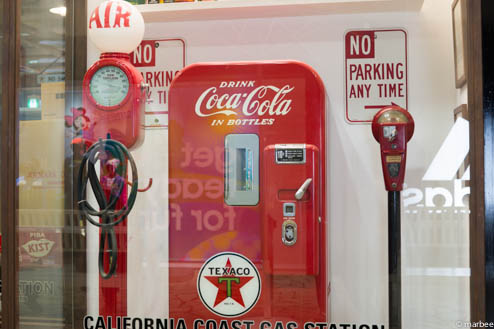 喫茶店のディスプレイ