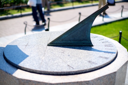 山下公園の日時計 山下公園の日時計