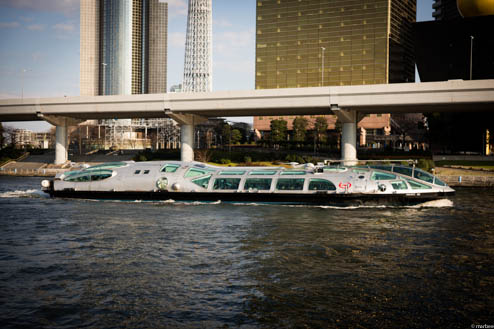 隅田川クルーズ船