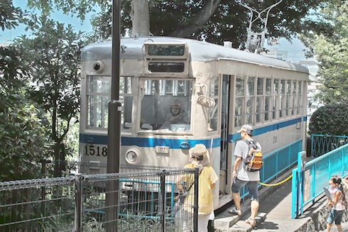 野毛山動物園の電車