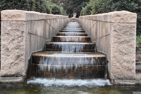 水の階段