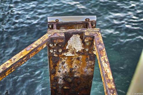 山下公園を支える柱 山下公園を支える柱