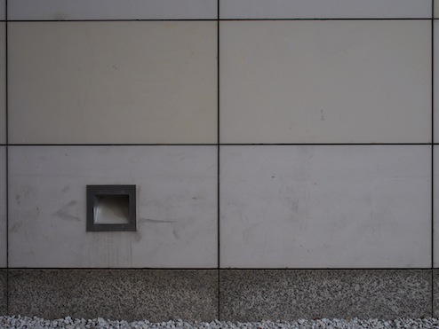 OLYMPUS17mmF1.8（歪曲補正有り？）