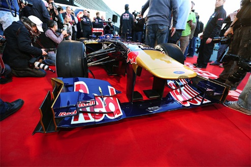 トロ・ロッソSTR8