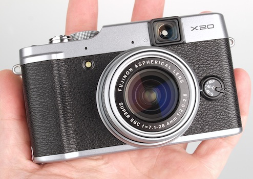FUJIFILM X20