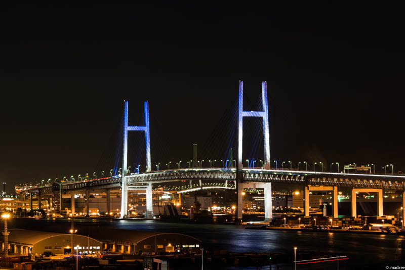 横浜ベイブリッジ