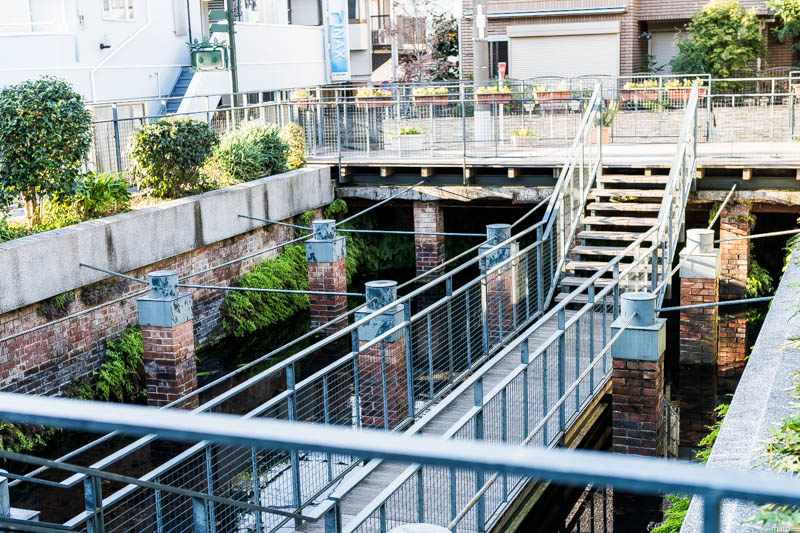 ジェラールの水屋敷後