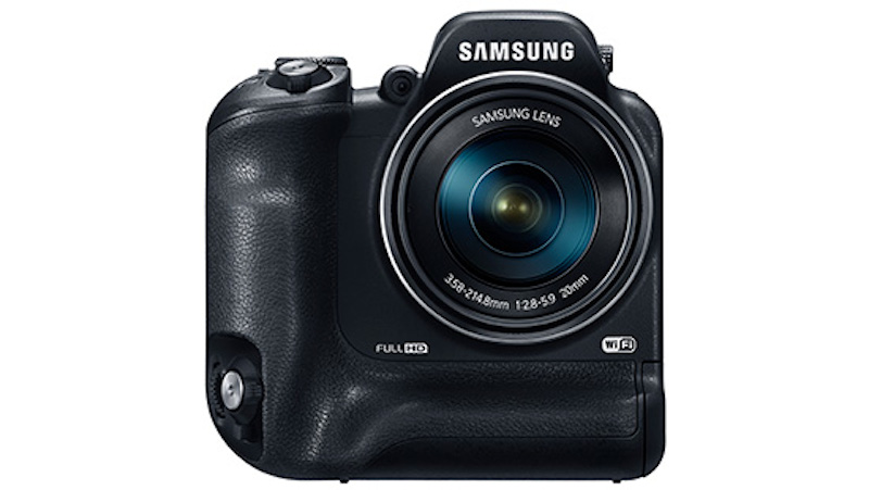 Samsung WB2200F 前面