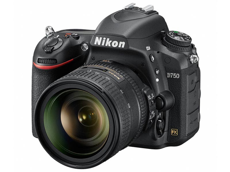 Nikon D750 正面