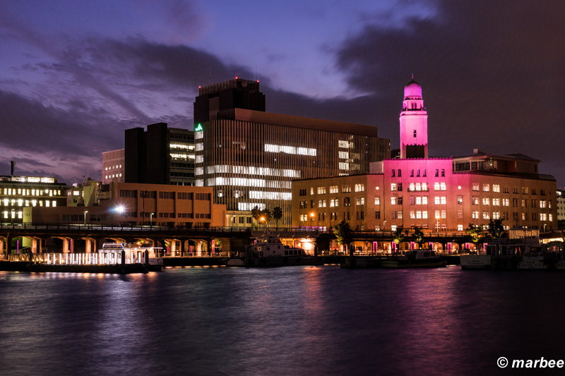 横浜のマジックアワー QUEEN 横浜税関