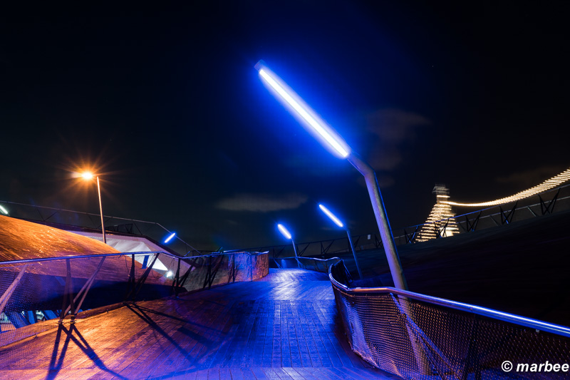 横浜の夜景 大さん橋 夜も幻想的で良い