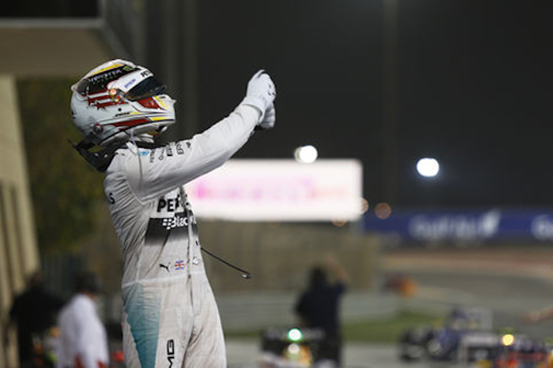 メルセデス：ハミルトンがポール・トゥ・ウィン : F1バーレーンGP