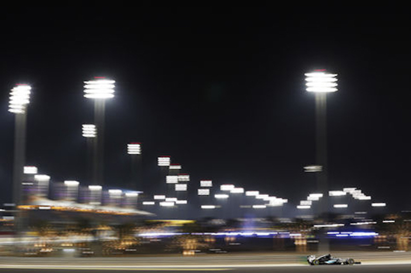 F1バーレーンGP フリー走行2回目:ニコ・ロズベルグがトップタイム