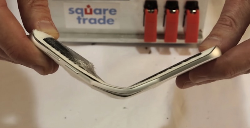 「Samsung Galaxy S6」 iPhone6Plusより簡単に曲がる